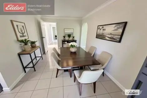 Property photo of 4 Alvis Place Plumpton NSW 2761