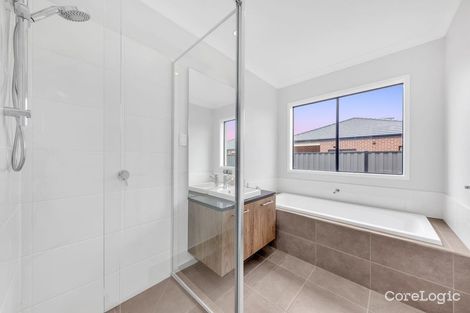Property photo of 47 Vautier Avenue Mickleham VIC 3064