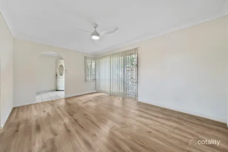 Property photo of 21 Lance Drive Mount Warren Park QLD 4207