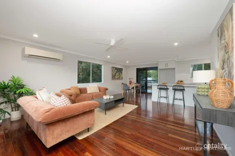 Property photo of 110 Banfield Drive Mount Louisa QLD 4814