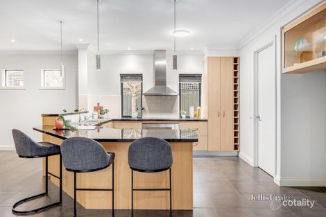Property photo of 2 Apple Green Lane Doncaster East VIC 3109