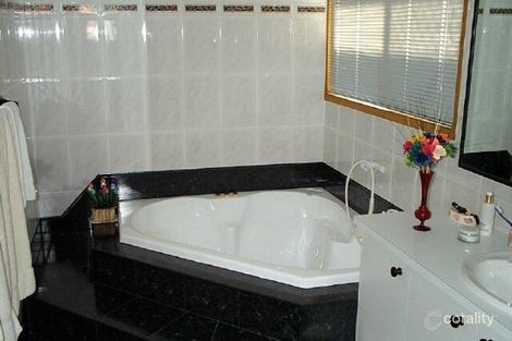 Property photo of 3 Macbeth Place Sunnybank Hills QLD 4109