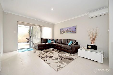 Property photo of 37 Nashville Loop Currambine WA 6028