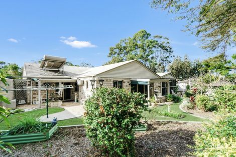 Property photo of 3 Calliandra Court Carrara QLD 4211
