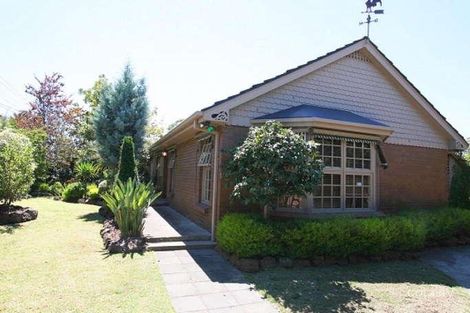 Property photo of 5 Emery Drive Dingley Village VIC 3172