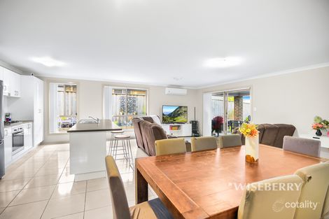 Property photo of 28 Sandpiper Circuit Aberglasslyn NSW 2320