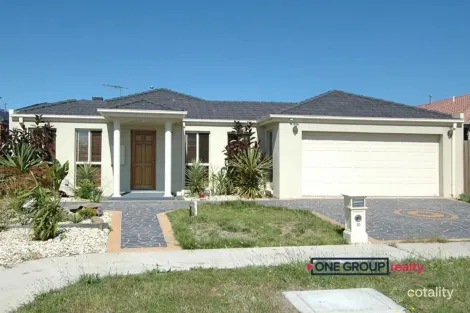 10 Oakbank Ct, Roxburgh Park, VIC 3064