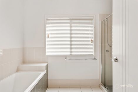 Property photo of 4 Franco Place Bridgeman Downs QLD 4035