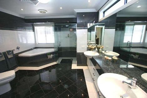 Property photo of 124 Pebble Beach Drive Runaway Bay QLD 4216