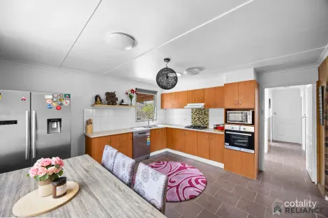 Property photo of 36 Westmere Crescent Coolaroo VIC 3048