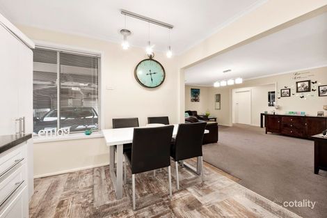 Property photo of 66 Greenslopes Drive Mooroolbark VIC 3138