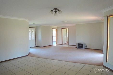 Property photo of 4 Kerry Close Middle Ridge QLD 4350