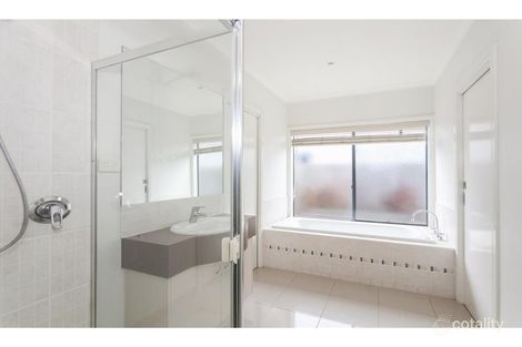 Property photo of 50 Loch Lomond Crescent Torquay VIC 3228