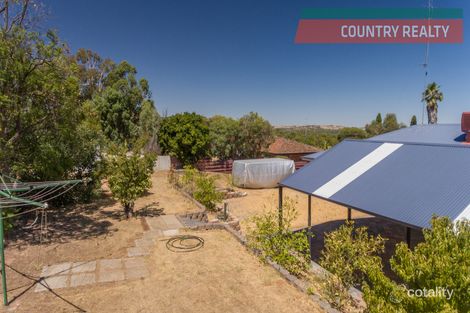 Property photo of 12 Centennial Drive York WA 6302