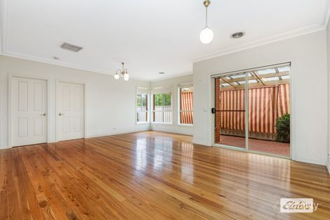 Property photo of 2/15 Weir Court Kangaroo Flat VIC 3555