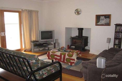 Property photo of 49 Beauchamp Street Heathcote VIC 3523