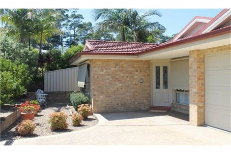 Property photo of 8 Stuart Place Sunshine Bay NSW 2536