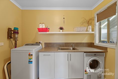 Property photo of 6 Blake Court Traralgon VIC 3844