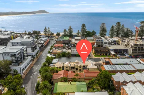 Property photo of 2/8 Campbell Crescent Terrigal NSW 2260