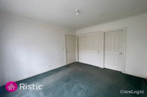 Property photo of 1/22 Tonelli Crescent Mill Park VIC 3082