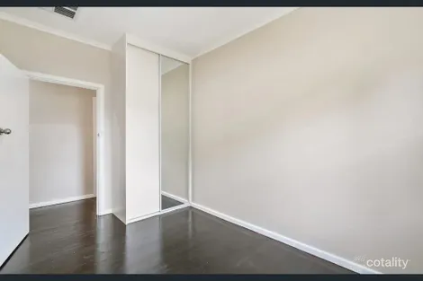 Property photo of 39 Hanson Road Elizabeth Downs SA 5113