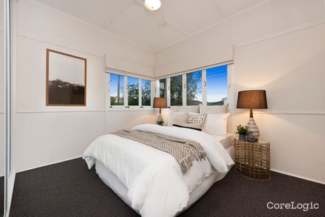 Property photo of 1052 Logan Road Holland Park West QLD 4121