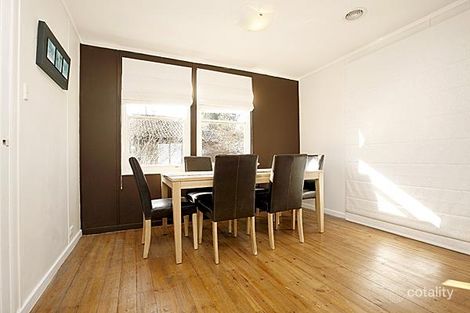 Property photo of 19 Tallara Parkway Narrabundah ACT 2604