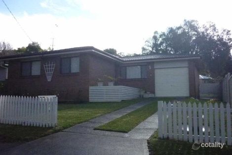 7 Pindarri Ave, Berkeley Vale, NSW 2261