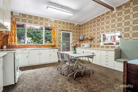 Property photo of 17 Emmett Road Crafers West SA 5152