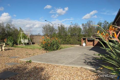 Property photo of 12 Cotteridge Place Caroline Springs VIC 3023
