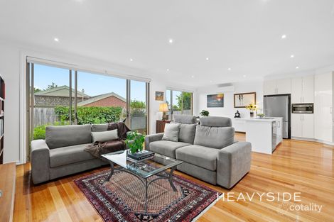 Property photo of 2/94 Warrigal Road Surrey Hills VIC 3127