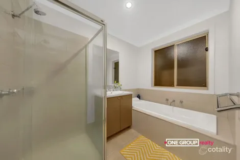 Property photo of 10 Cantie Place Doreen VIC 3754