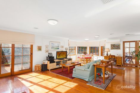 Property photo of 10 Macdonnell Street Yarralumla ACT 2600