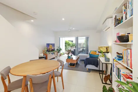 Property photo of 21/1 Suncoast Beach Drive Mount Coolum QLD 4573