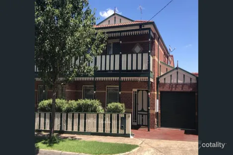 19 ARLINGTON ST, RESERVOIR, VIC 3073