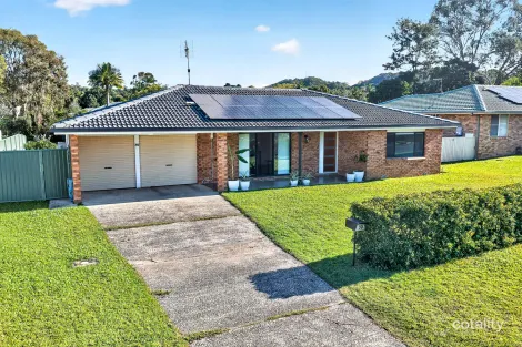 Property photo of 39 Bulgoon Crescent Ocean Shores NSW 2483