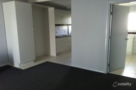 Property photo of 2/12 Echuca Road Rochester VIC 3561