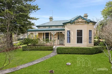 27 Raglan St, Daylesford, VIC 3460