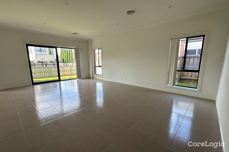 Property photo of 72 Evesham Drive Point Cook VIC 3030