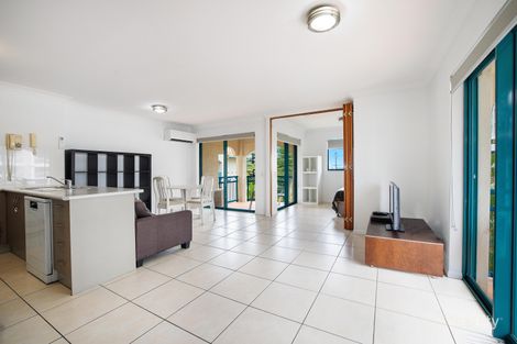 Property photo of 45/112-116 Surf Parade Broadbeach QLD 4218