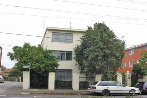 2/27 Mitford St, St Kilda, VIC 3182
