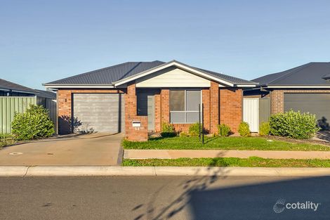 5a Bradford Cct, Dubbo, NSW 2830