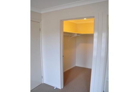 Property photo of 5 Anglers Avenue Point Cook VIC 3030