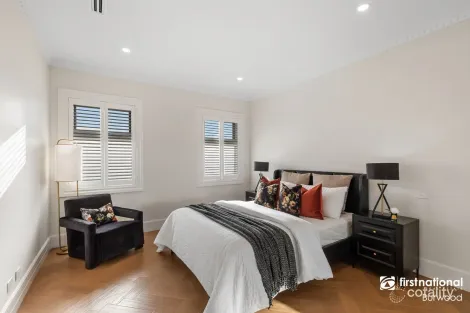 Property photo of 14 Marriott Parade Glen Waverley VIC 3150