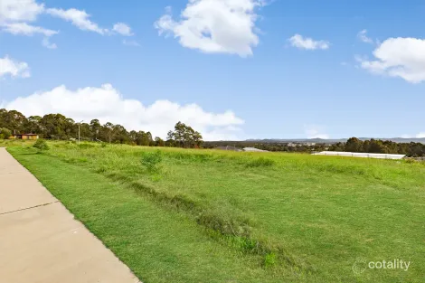 Property photo of 16 Loane Circuit Farley NSW 2320