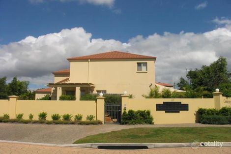 Property photo of 6/107-111 Arundel Drive Arundel QLD 4214