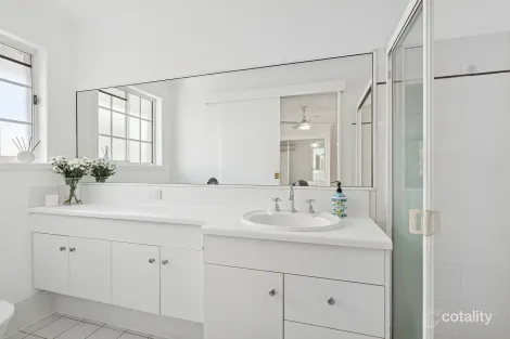 Property photo of 2/47 Dalmore Street Ashgrove QLD 4060