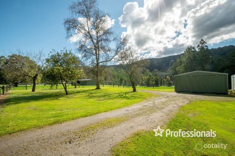 1375 Little Yarra Rd, Gilderoy, VIC 3797