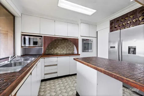 Property photo of 11 Glenbrook Crescent Georges Hall NSW 2198