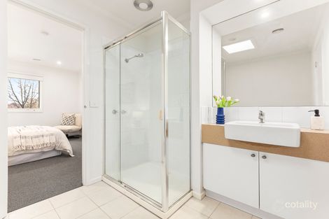 Property photo of 17 Highview Road Bentleigh East VIC 3165